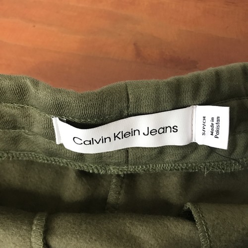 NEW CALVIN KLEIN MEN'S DUSTY OLIVE CAMOUFLAGE ATHLETIC SWEAT SHORTS Small $69 - Picture 3 of 5