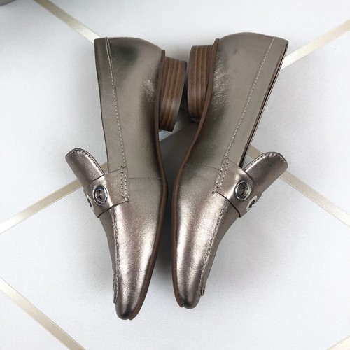 Bernardo Luxury Gold Jaden Loafer Platino Metallic Leather Women's Size 7 - Picture 3 of 11