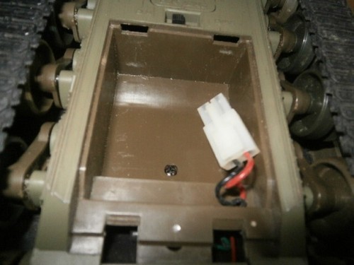 RC Battle Tank Leopard II A5 Complete & Boxed -Untested-Selling As Spares - Picture 5 of 7