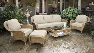 6-Piece-Brown-Wicker-Patio-Furniture-Set-Outdoor-Sofa-Armchairs-Table-Cushions