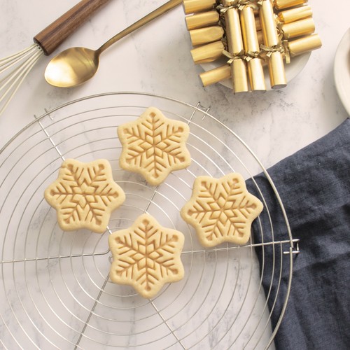 Set of 2 Snowflake cookie cutters | Christmas winter festive xmas biscuit frozen - Picture 7 of 12