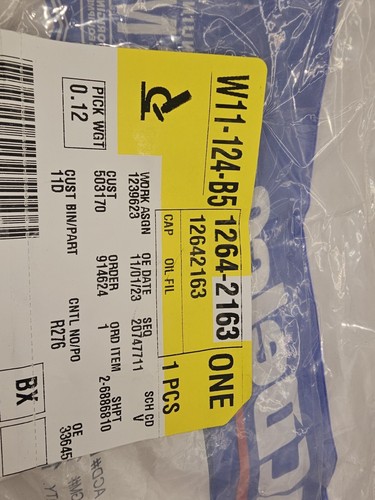 Genuine GM Oil Cap, 12642163 Equinox, Malibu, HHR - Picture 2 of 5