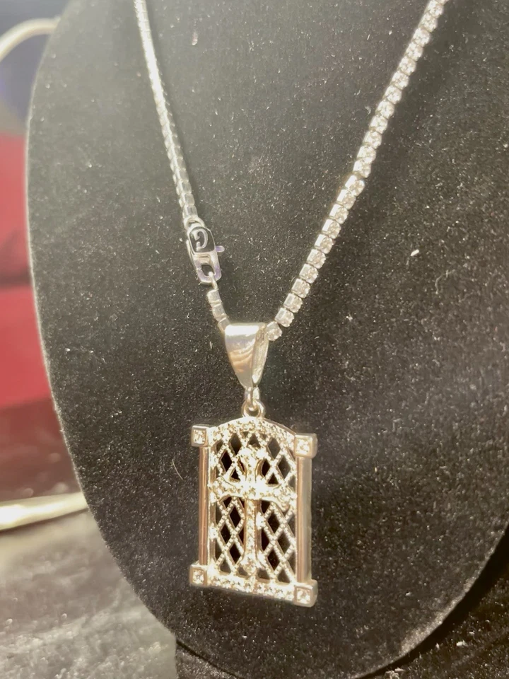 Collar Tenis 18" GLD Chapado en Oro Blanco 14K con Colgante Moisanitte Oro Blanco Foto 4 de 4