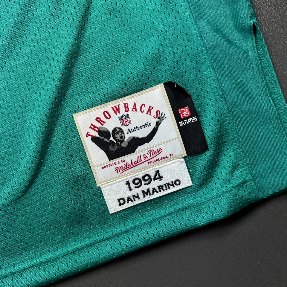 Camiseta deportiva 100 % auténtica Dan Marino Mitchell & Ness 1994 de los Miami Dolphins talla 40 M Foto 4 de 4