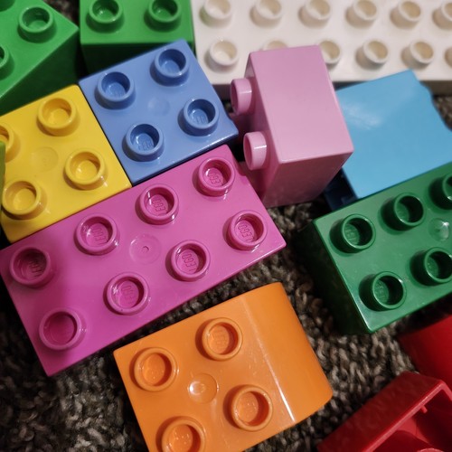Lego Duplo 100 Piece Parts People Bricks Blocks Assorted Large Lot - Picture 8 of 9