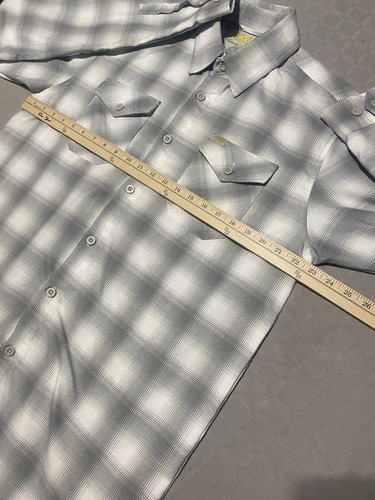 Dixxon Flannel Co Travis Tritt Set in Stone Herren Large Tall weiß/grau gebraucht, in einwandfreiem Zustand - Bild 3 von 6