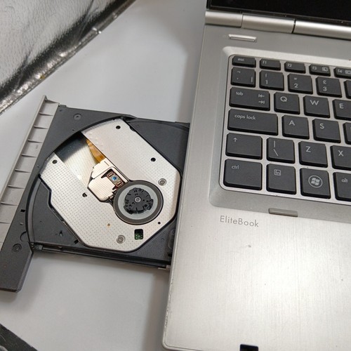 HP EliteBook 8470p Intel i5 Quad Core 8GB 1TB Windows 10 Webcam DVD & Laptop Bag - Picture 3 of 23