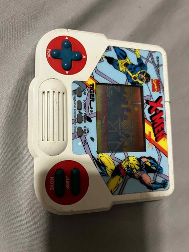 Tiger Electronics 1988 Marvel X-Men Project X Handheld Game Tested Works - Picture 8 of 8