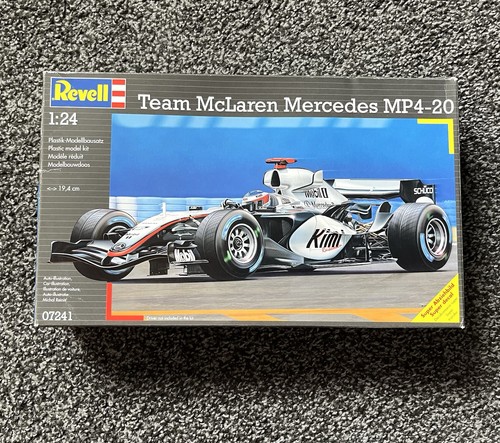 Revell Team McLaren Mercedes Mp40-20 Modellbausatz Maßstab 1:24