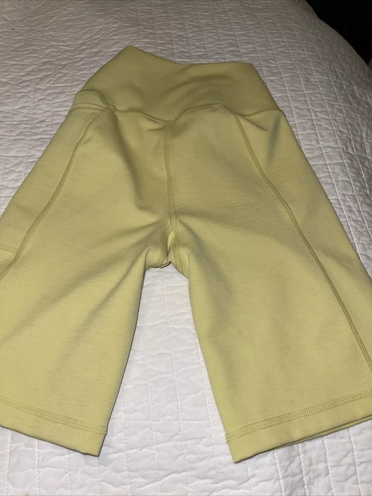 sweaty-betty super sculpt yoga exercise side phone pocket guc shorts