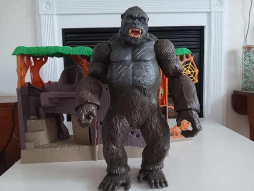 Imaginext Gorilla Mountain Fortress With King Kong And Bonus Animals - Picture 15 of 15