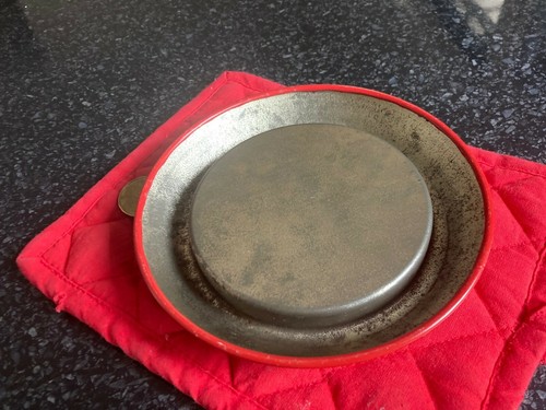 Cenicero Tetley Bittermen Vintage Rojo Acero Prensado Excelente - Imagen 4 de 4