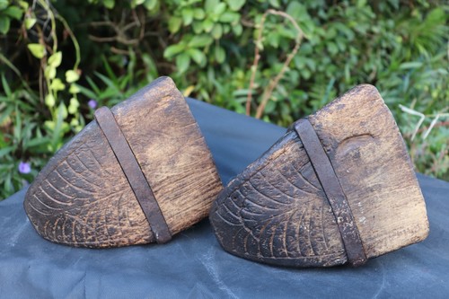 Post Columbian Conquistador Inca’s wooden stirrups, silver encrusted - 第 5/8 張圖片