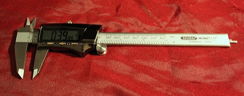 General UltraTech Stainless Steel Digital Caliper H-7352 Micrometer W/battery in - Picture 3 of 3