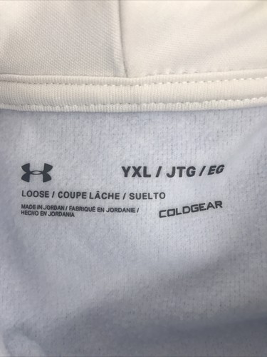 Under Armour Girls Cape. Hooded. Light Blue. Raised Letters. Size Youth XL. NWT. - Picture 9 of 11