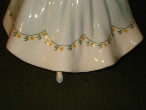 Figura de colección 1976 Royal Doulton 'First Dance' HN 2803 Bone China retirada - MT - Imagen 5 de 12