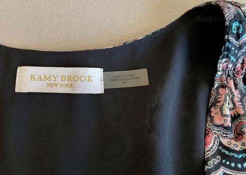 Blusa sin mangas RAMY BROOK con estampado de mezcla de seda y cachemira medallón hombro ajustado S - Imagen 8 de 8