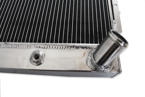 3 Row Aluminum Radiator For Holden Statesman WB 5.0L V8 AT MT Petrol 1980-1985 - Picture 8 of 9