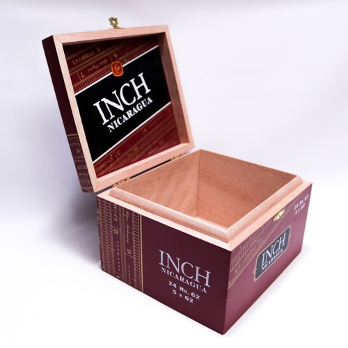 Pulgadas Nicaragua No. 62 Caja de cigarros de madera vacía 7" x 6,25" x 4,25" - Imagen 4 de 10
