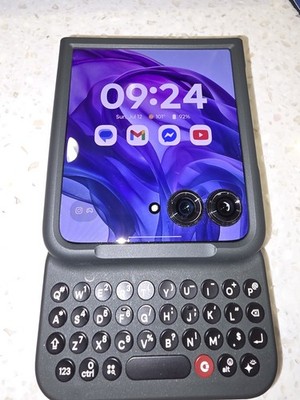 Motorola Razr+ Plus 2024 50 ULTRA XT2451 256GB Unlocked Midnight Blue Clicks