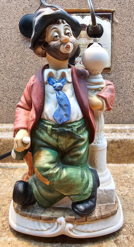 VINTAGE WACO Melody In Motion "Lamp Post Willie" Hobo Clown Figurine - Foto 2 di 12