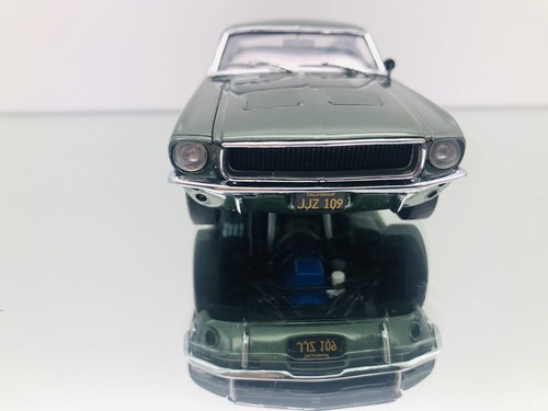 Ford *Bullitt*Mustang GT 1968 Danbury como nuevo con documentos+ modelo de antena trasera raro 1:24 - Imagen 8 de 20
