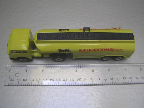 Politoys Penny 0/121 Lancia Esadelta Benzintanker AGIP Maßstab 1:66 MIB rar - Bild 8 von 12