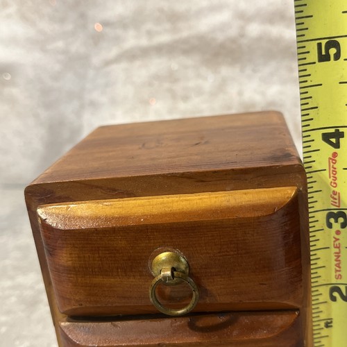 Vintage Holz Zeder Mini Kommode/Schmuckkasten/Dekor Messinggriffe 3,75" - Bild 8 von 9