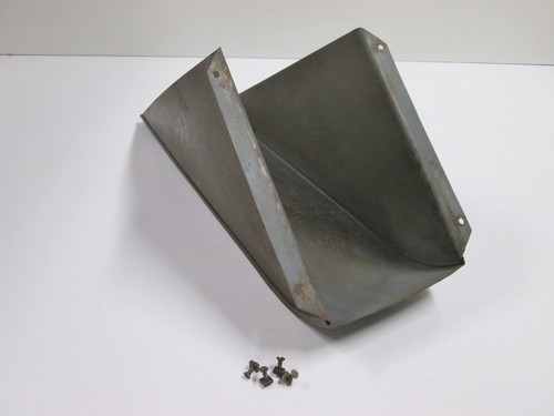 Saw Dust Chip Chute for Delta 6" Jointer Mounted on Delta Splay Foot Stands - Picture 3 of 9