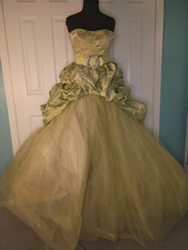 Sherri Hill Green Nude bow Dress  Size 4 New With Tags With Minor Imperfections,