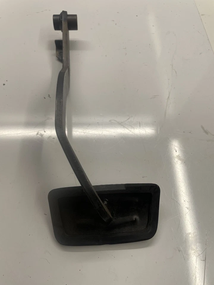 Pedal de freno MK4 TOYOTA OEM 93-02 RHD JZA80 SUPRA Foto 2 de 2