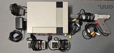 NES Nintendo Console - 2 Controllers - 1 Light Gun - Complete - Tested & Working