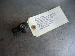Mercedes S-Klasse W220 Sensor 0261231110 Klopfsensor S320 165kW 112944 50336