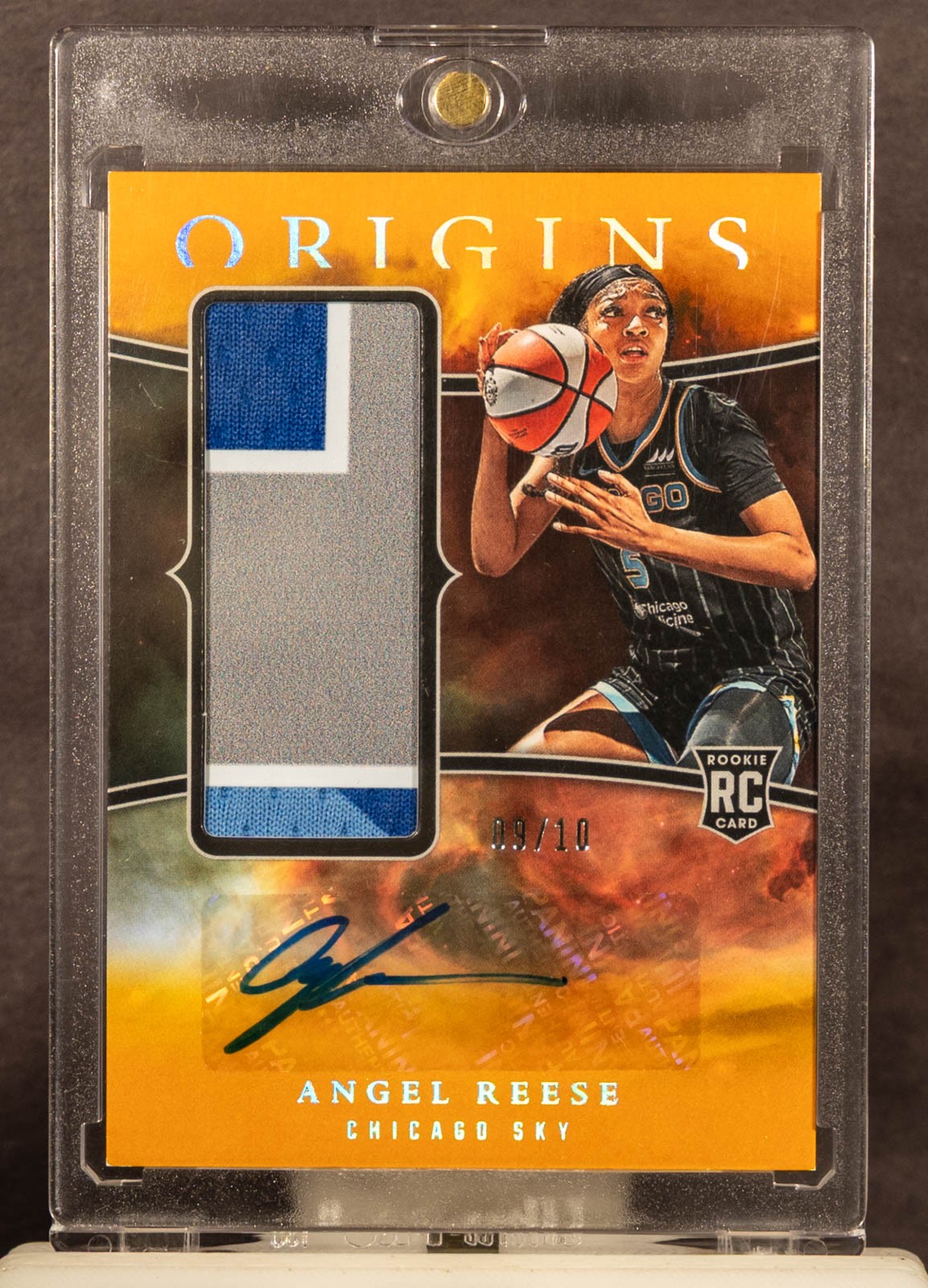 Angel Reese 2024 Panini Origins WNBA Gold RC Rookie Jersey Patch Auto 9/10