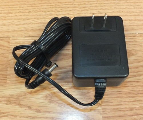 Zyxel (MW48-1601000A) AC Adaptor Power Supply 22W & 60Hz (P/N:30-112-160601) - Picture 2 of 4