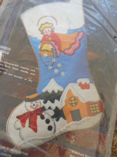 LeeWards Christmas Angel Felt Stocking Kit #15-43768. 16" New Sealed Vintage - Picture 6 of 7