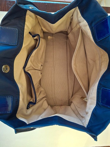 Tory Burch, Ella navy nylon/patent leather tote bag, 34 x 24cm, good condition - Picture 8 of 11