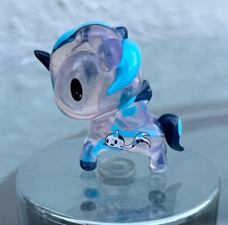 Figura Vinilo Transparente Deluxe Set Serie 1 Pegaso Tokidoki Neon Star YU Unicorno 2" Foto 3 de 4