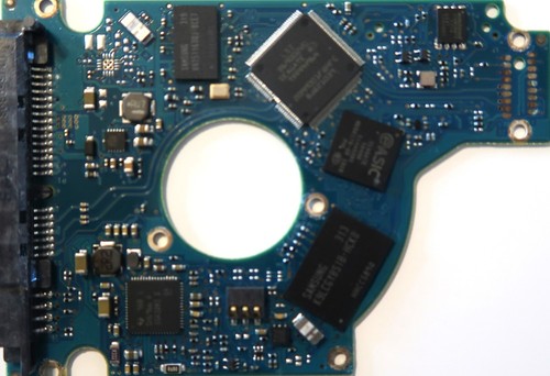 PCB Sata Seagate ST500LM000 1EJ162-034 FW:DEM4 WU (9147 D) 500 GB 2,5" - Imagen 3 de 3