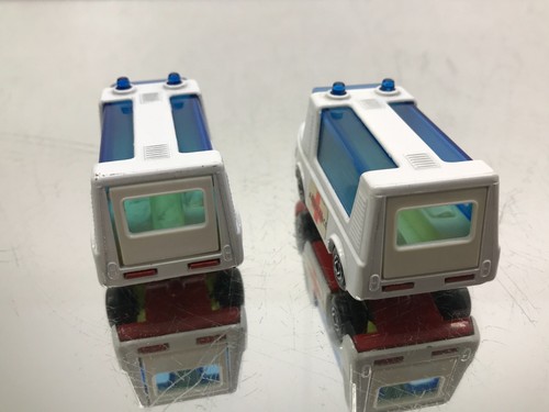 2x MATCHBOX SUPERFAST 46 STRETCHA FETCHA AMBULANCE -WHITE 3inch- GOOD - 372 - Picture 5 of 7