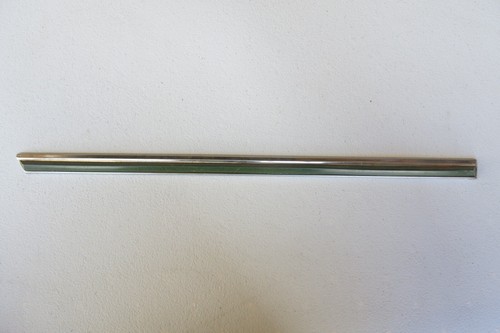 Vintage Mopar 3579960 Front Fender Green Molding for 1971 Impala - Picture 2 of 4