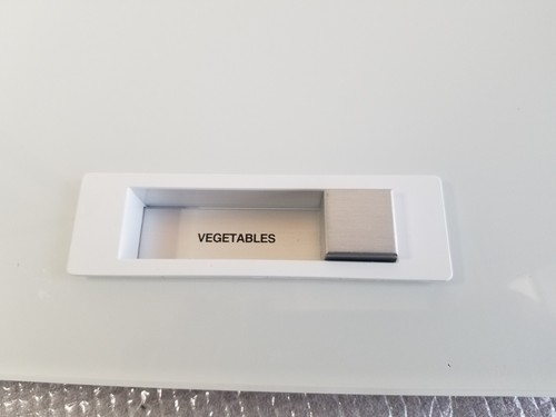 Thermador Fridge T36IB905SP Vegetables/Fruit Shelf Used 20000783 w DEFECTS - Picture 4 of 9