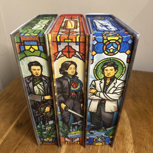 The Green Bone Saga by Fonda Lee SIGNED & NUMBERED 2024 UK HB Set + SIGNED Print - Picture 6 of 19