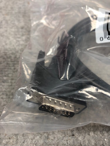 Unbranded (Deutsch) 9 Pin Connector Data Cable - Picture 2 of 5