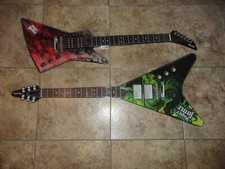 Paper Jamz Instant Rock Star GUITARS 2009 Lot Of 2 SKULL V DRAGON