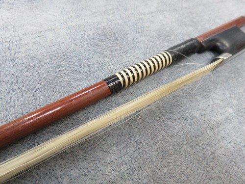 Raro Vintage RICCO. GEIPEL 4/4 Arco in legno violino Germania antico fatto a mano 55 grammi - Foto 6 di 24