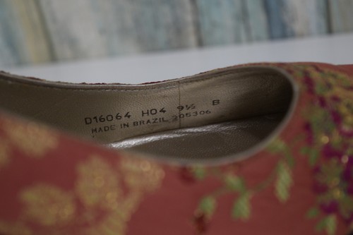 Cole Haan Floral Pumps Size 9.5 Flower Heels - Picture 10 of 10