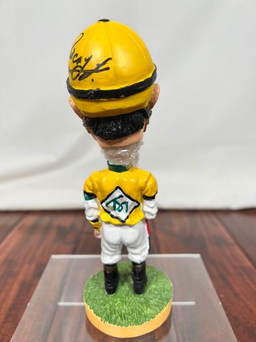 Autographed Laffit Pincay Jr Bobblehead 2001 Hollywood Park Gold Cup - Picture 3 of 9