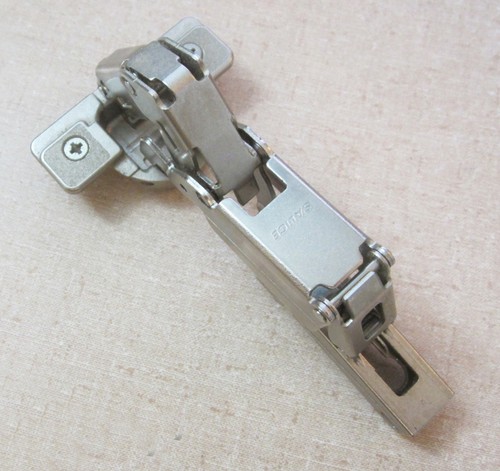 NEW Salice 165º Full Overlay Self-Closing Hinge (2XF/200 Series/Rapido) - Picture 2 of 4