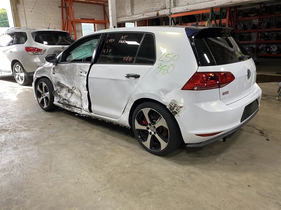 КРЫШКА КОНСОЛИ 2017 GOLF GTI 1421906 - Изображение 3 из 4